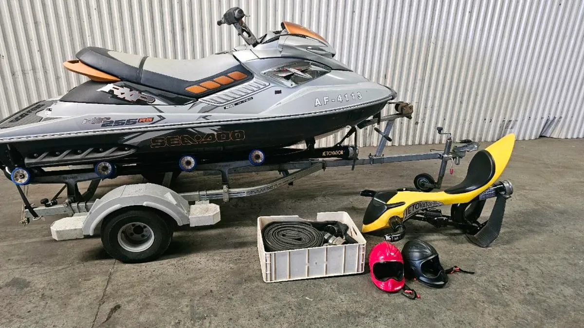 Sea-Doo RXP-255RS jet skis - Image 3