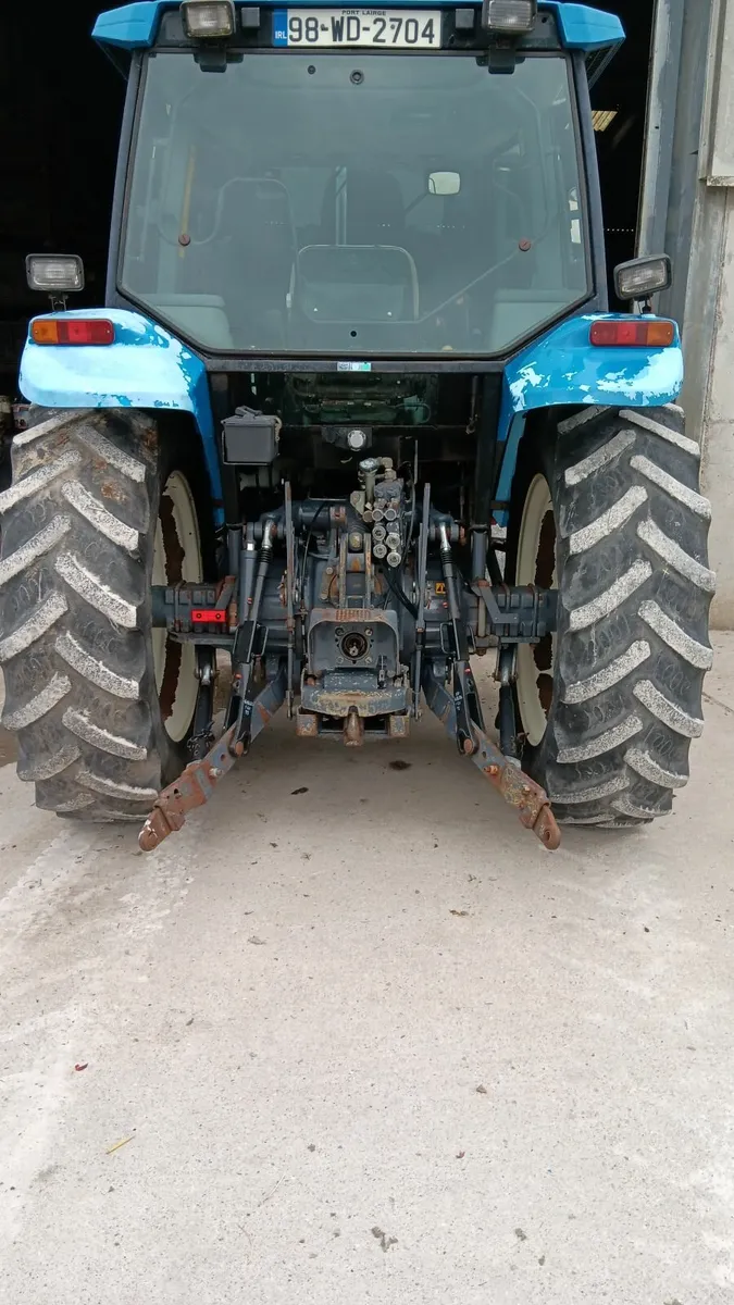 New Holland TS90 - Image 2
