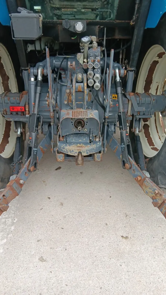 New Holland TS90 - Image 3