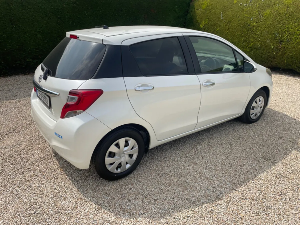 Toyota Vitz NSP130 5DR AUTO - Image 3