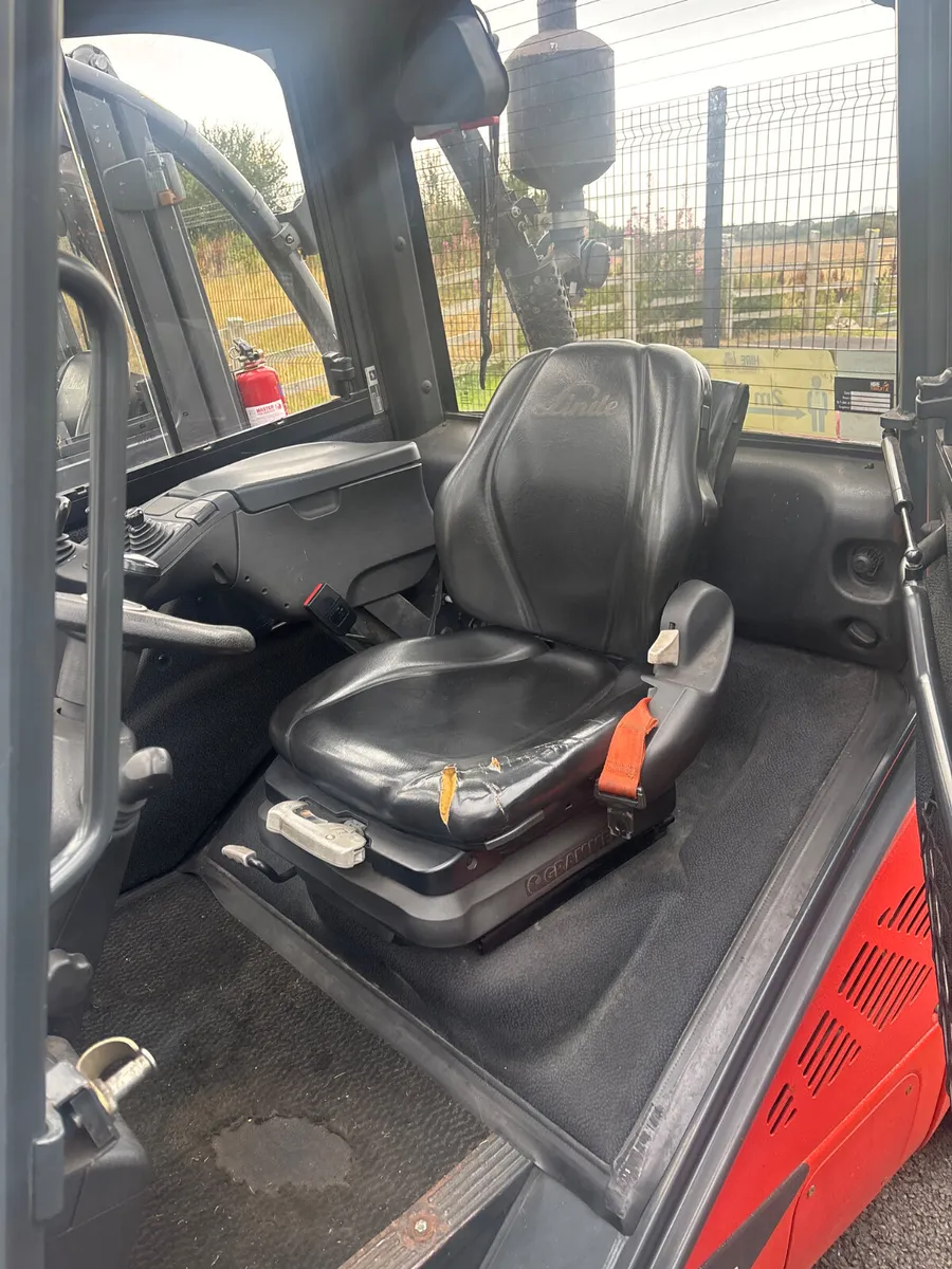 Linde H30D Forklift - Image 4