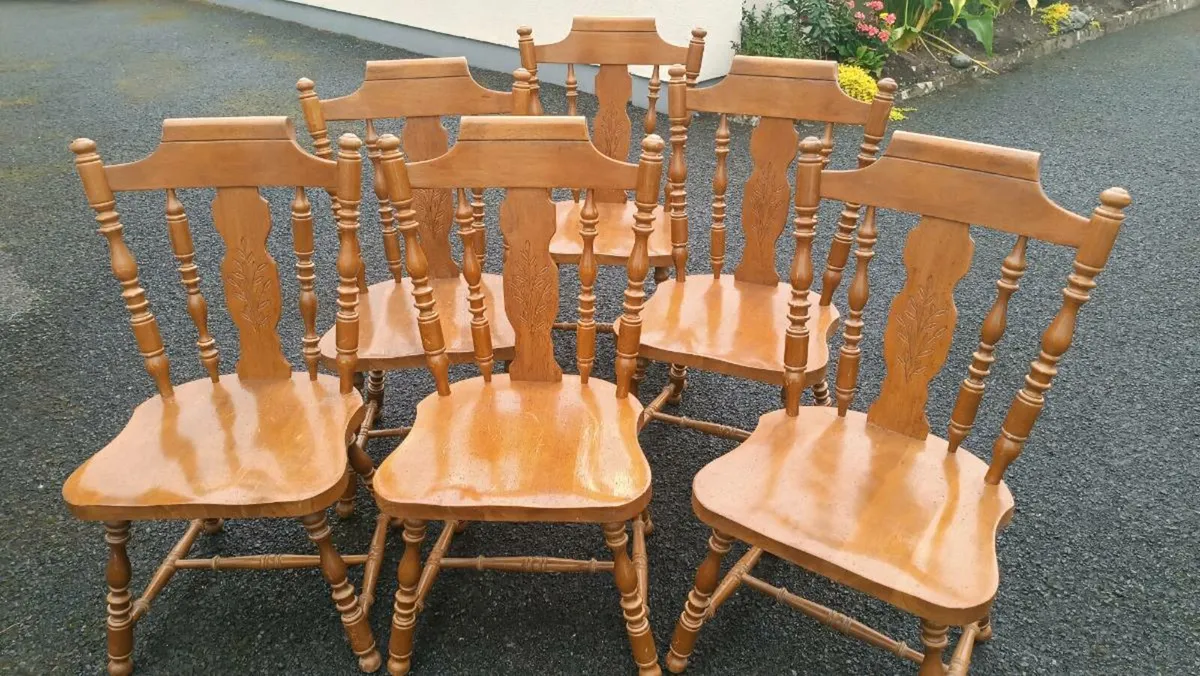 Dining chairs - Image 1