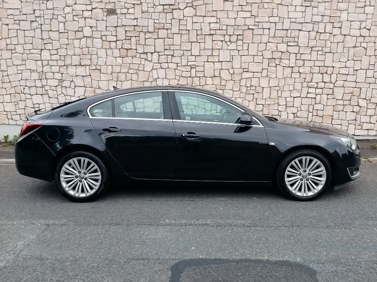 Opel Insignia Elite 2.0cdti 163PS S/S 5DR - Image 2