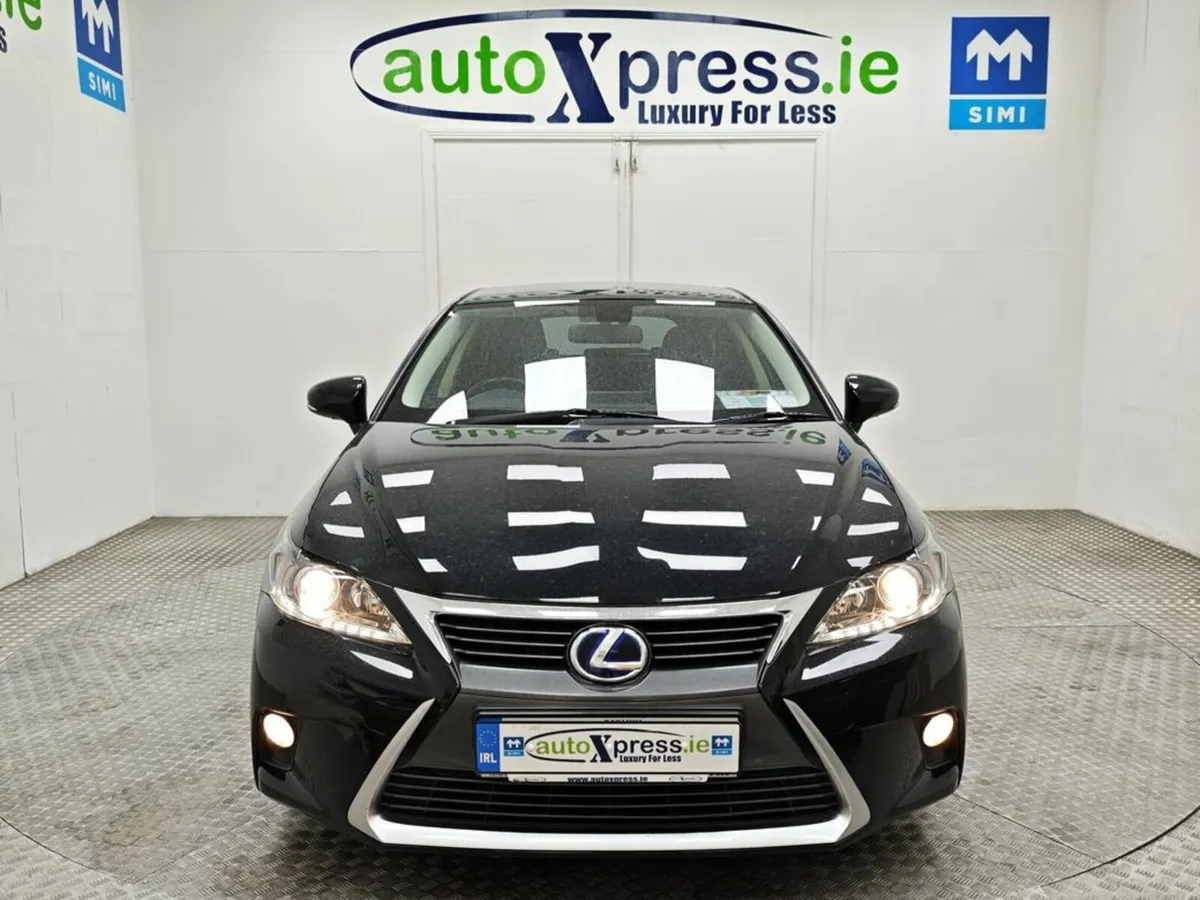 Lexus CT 200H 1.8 SE Automatic - Image 3