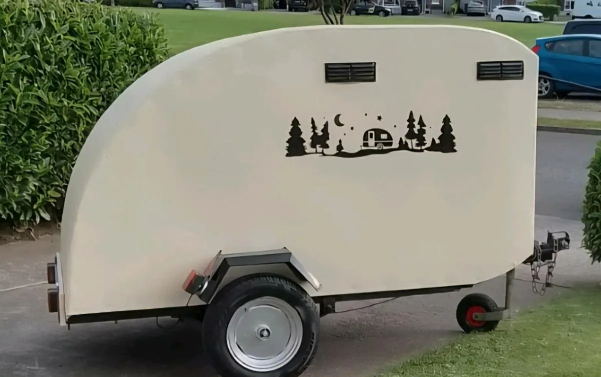 Tear drop caravan - Image 1