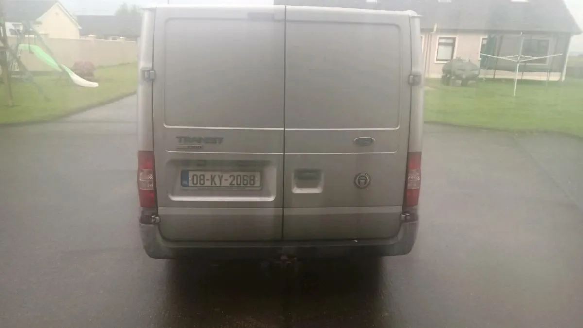 Ford Transit - Image 2