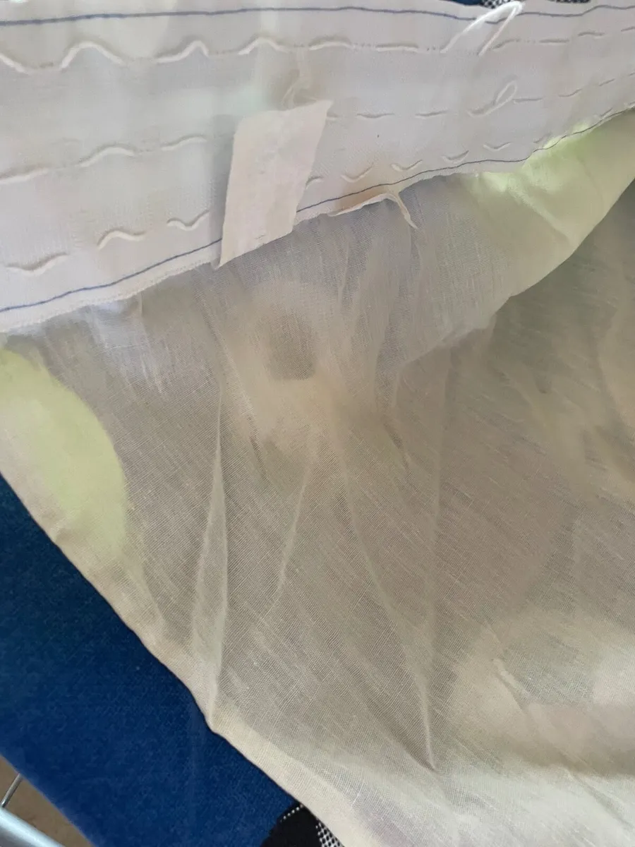 Curtains - Image 3