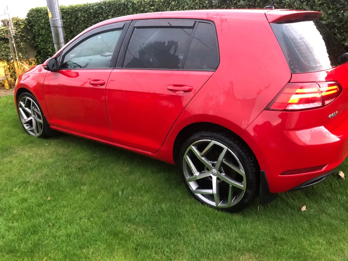 2019 VW GOLF 1.6tdi - Image 1