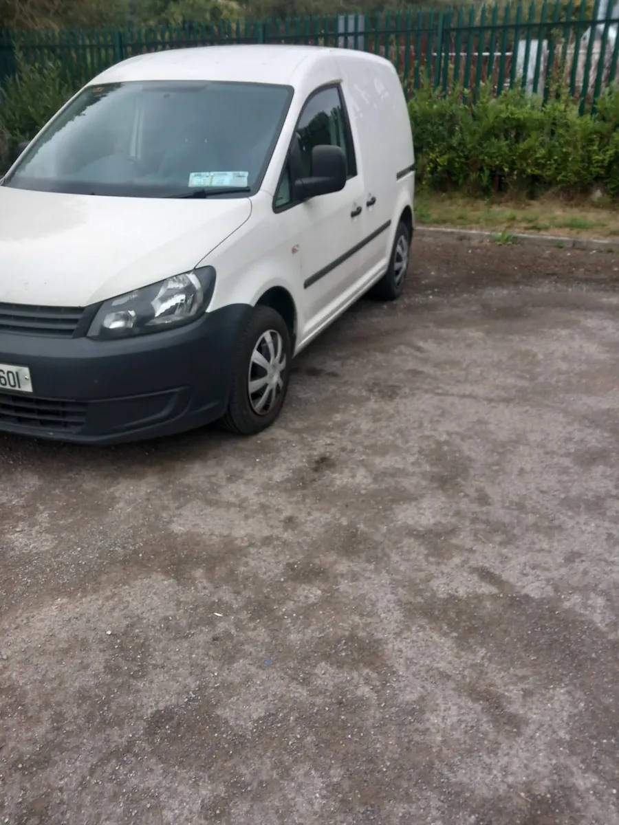 Volkswagen Caddy 2013 - Image 3
