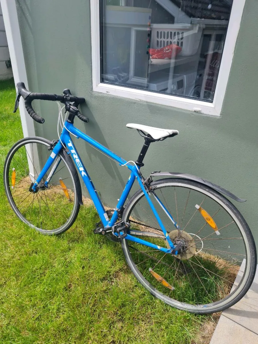 Trek Lexa SL Road Bike - Image 3