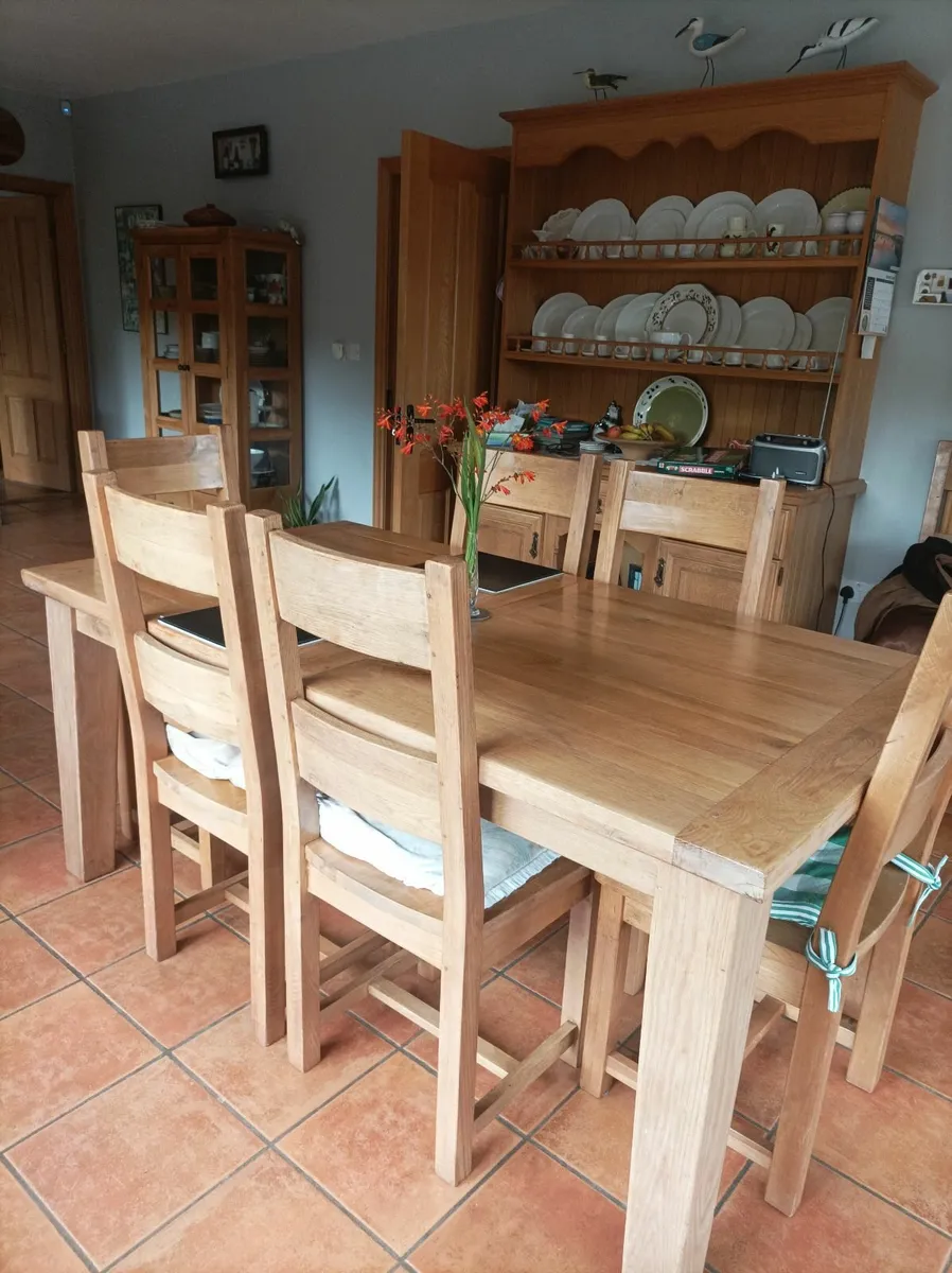 Dining table and chairs - Image 4