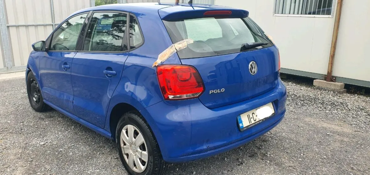 11 VW POLO PETROL - Image 4