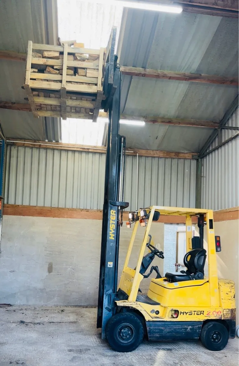 Hyster 2 ton diesel forklift - Image 2