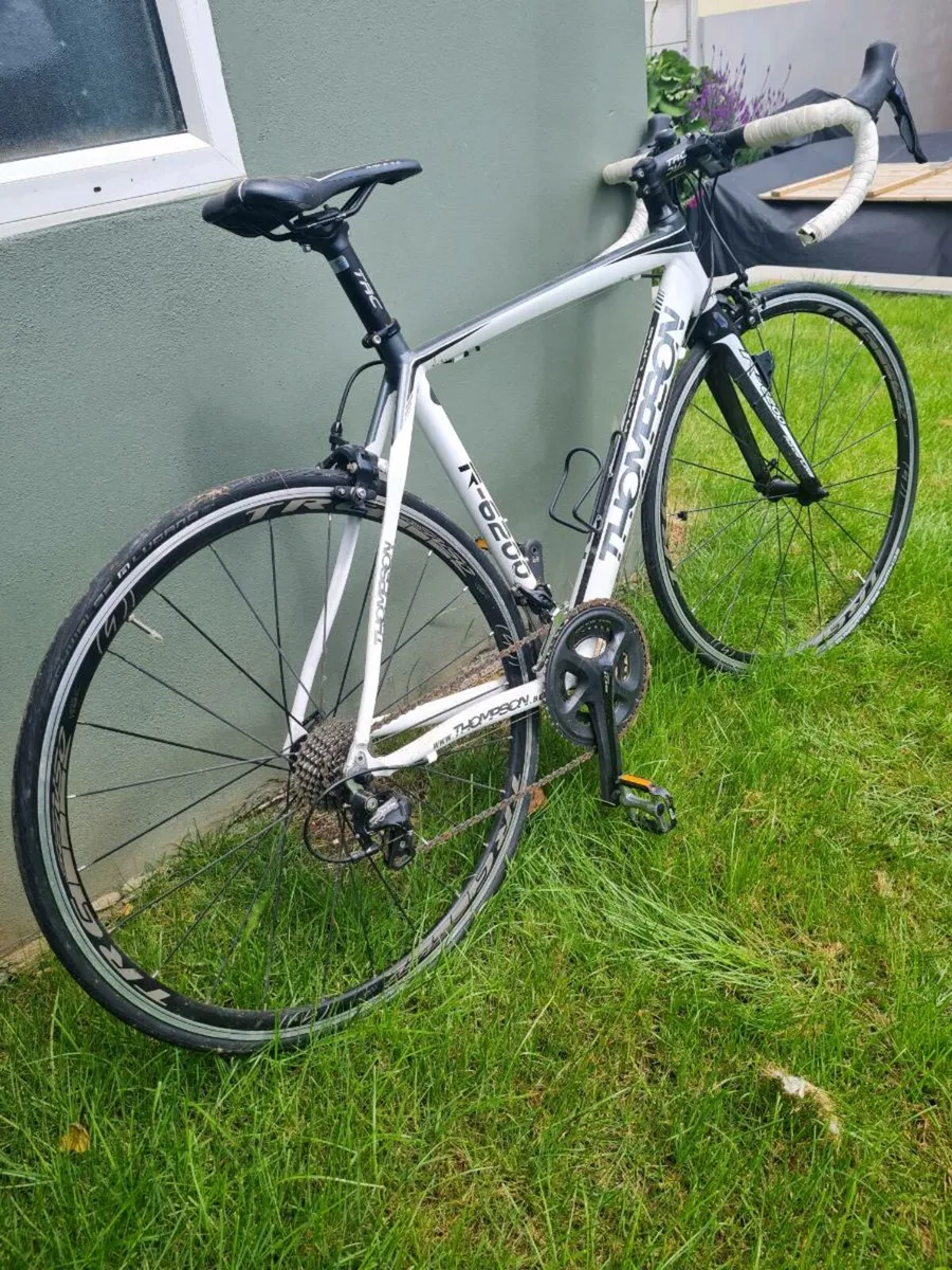 Thompsons R6200 Road Bike - Image 2
