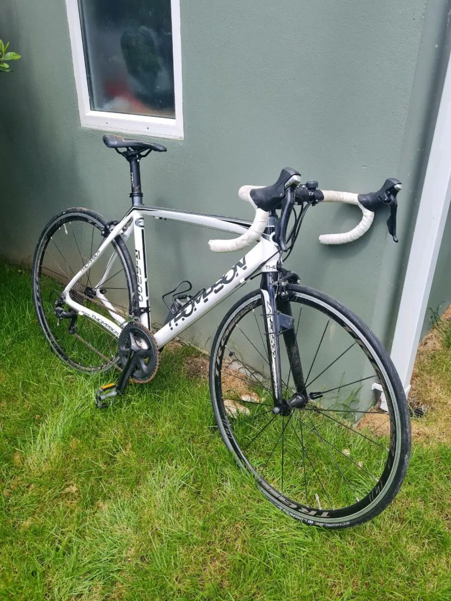 Thompsons R6200 Road Bike - Image 3
