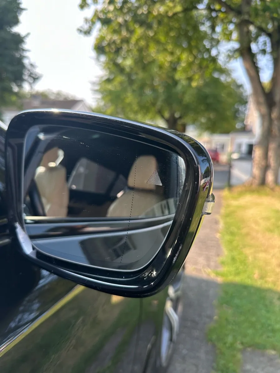 BMW 730d - Image 2