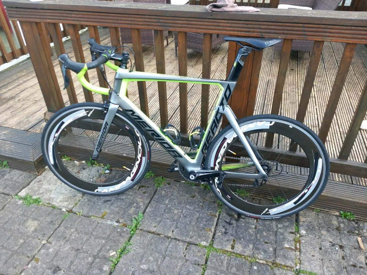 2017 Merida Reato 5000 Carbon Road Bike Size XL - Image 2
