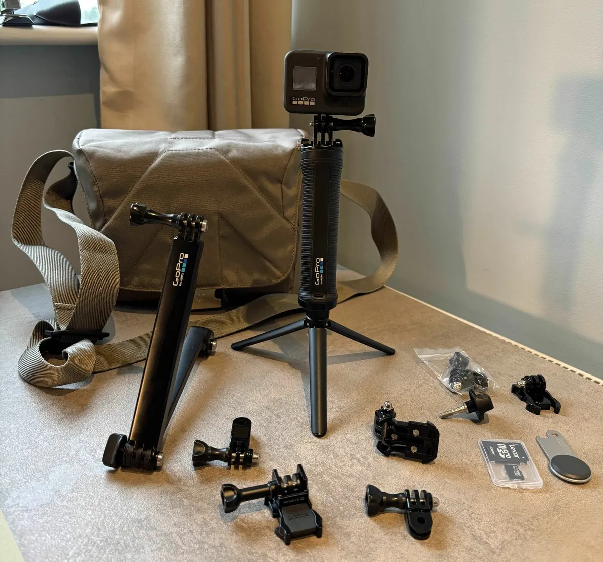 GoPro Hero 8 Black (+ accessories & bag) - Image 1