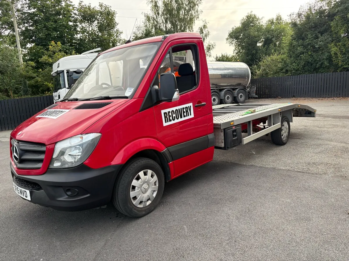 Mercedes sprinter recovery - Image 1