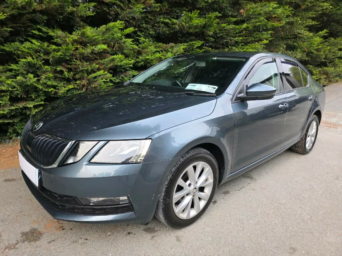 SKODA OCTAVIA DSG AUTOMATIC 2018 1.6 TDI - Image 1