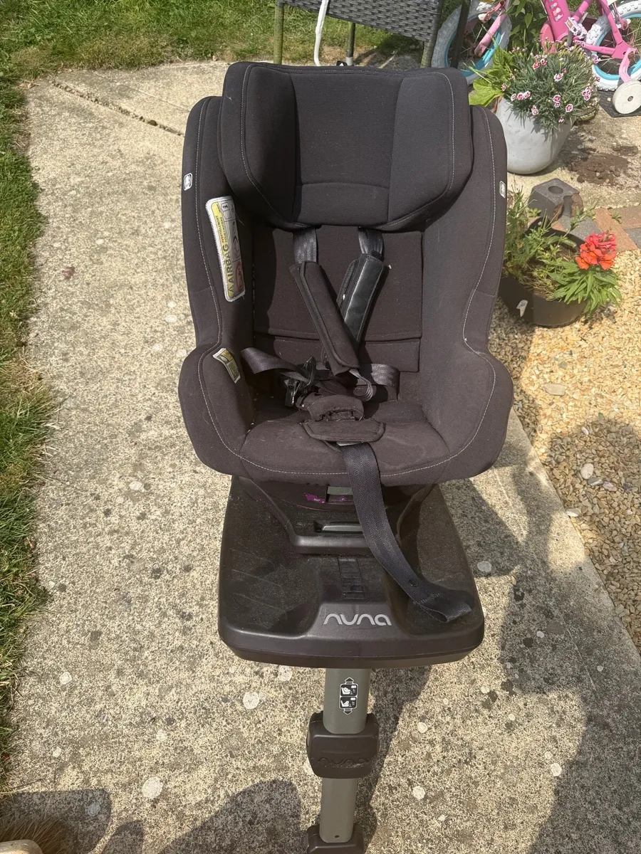 Car seat - Image 2