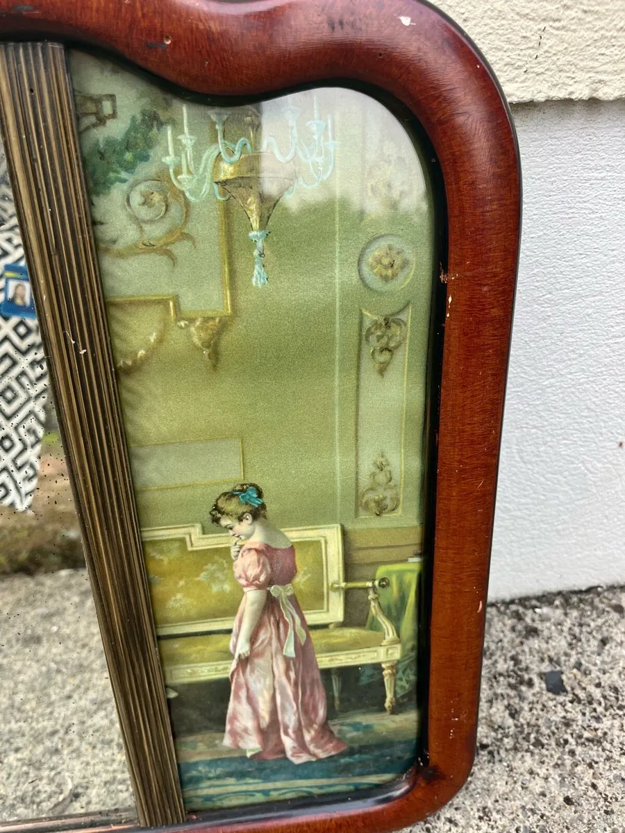 Framed three panel decorative mirror - Image 3