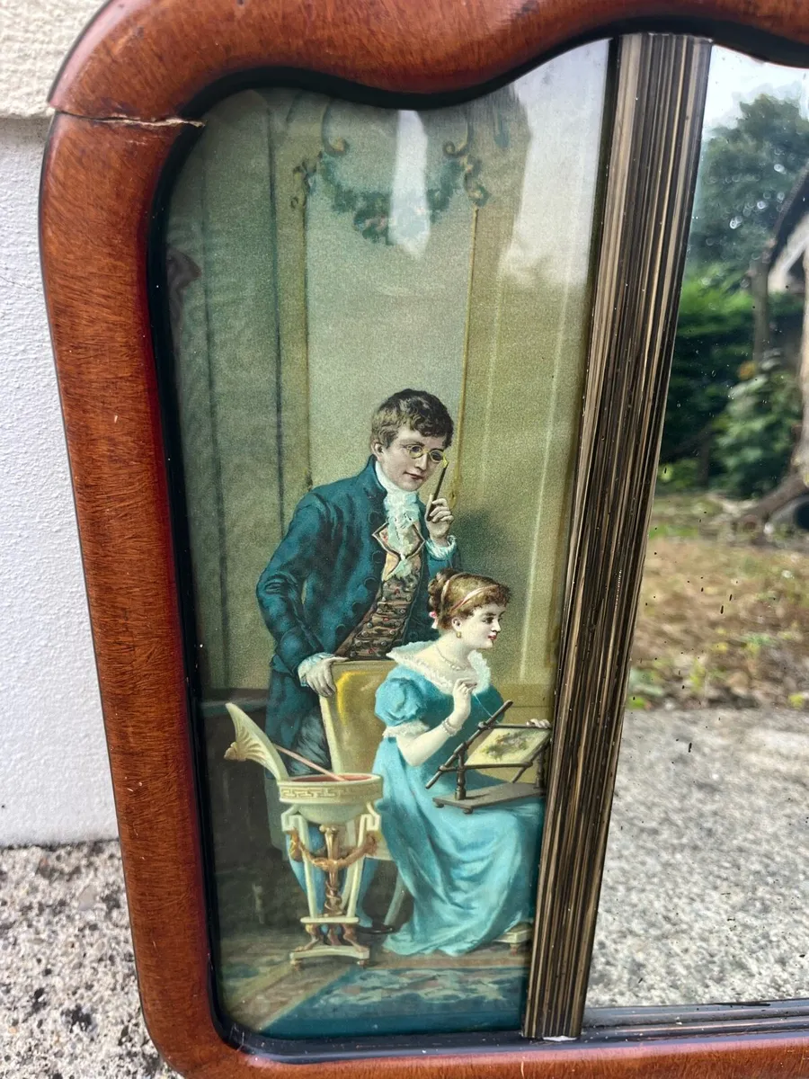 Framed three panel decorative mirror - Image 4