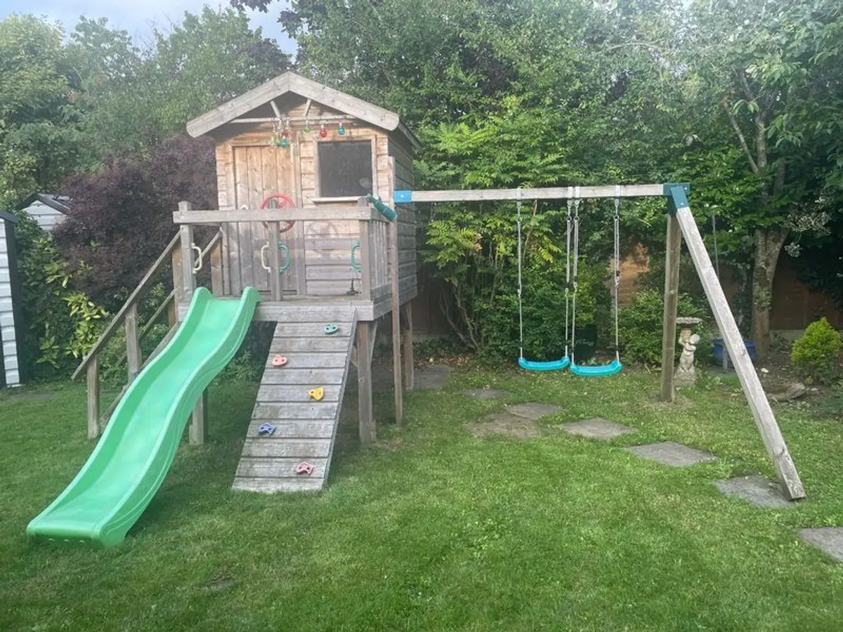 Climbing frame - Image 2