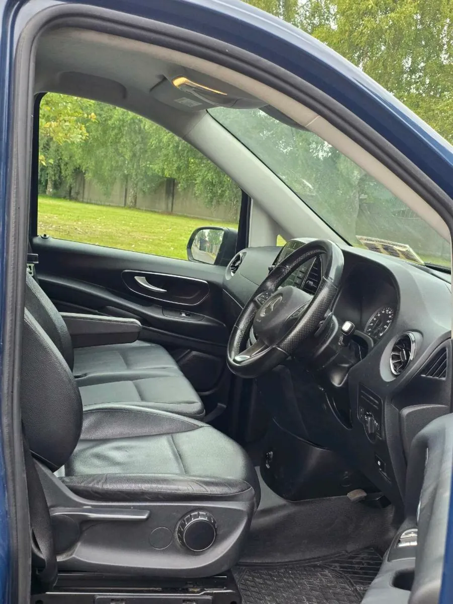 Mercedes Vito automatic transmission van test05 26 - Image 3