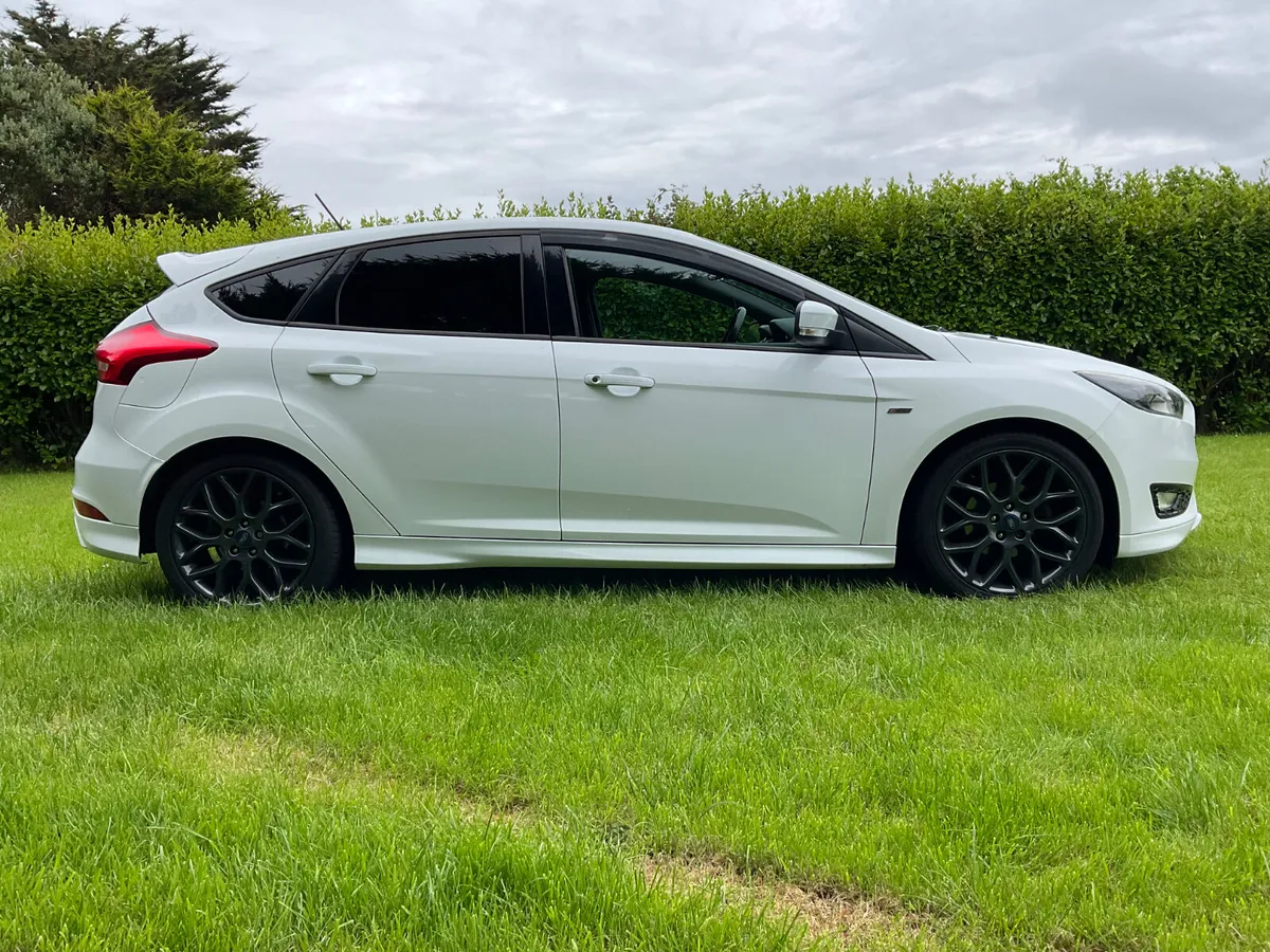 2017 Ford Focus ST-LINE 1.5TDCI *Just 64k miles!!* - Image 4