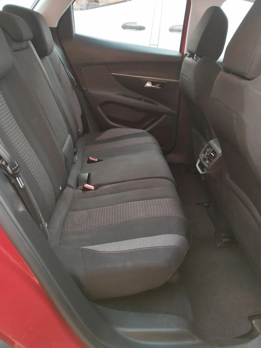 Peugeot 3008 2018 - Image 3