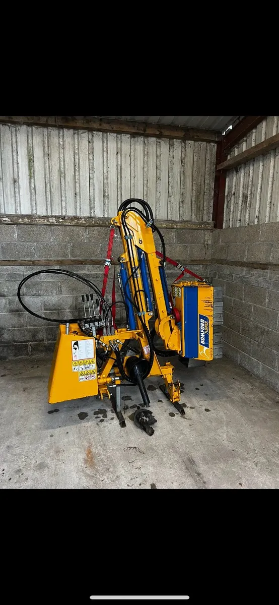 Bomford turner compact hedge cutter - Image 1