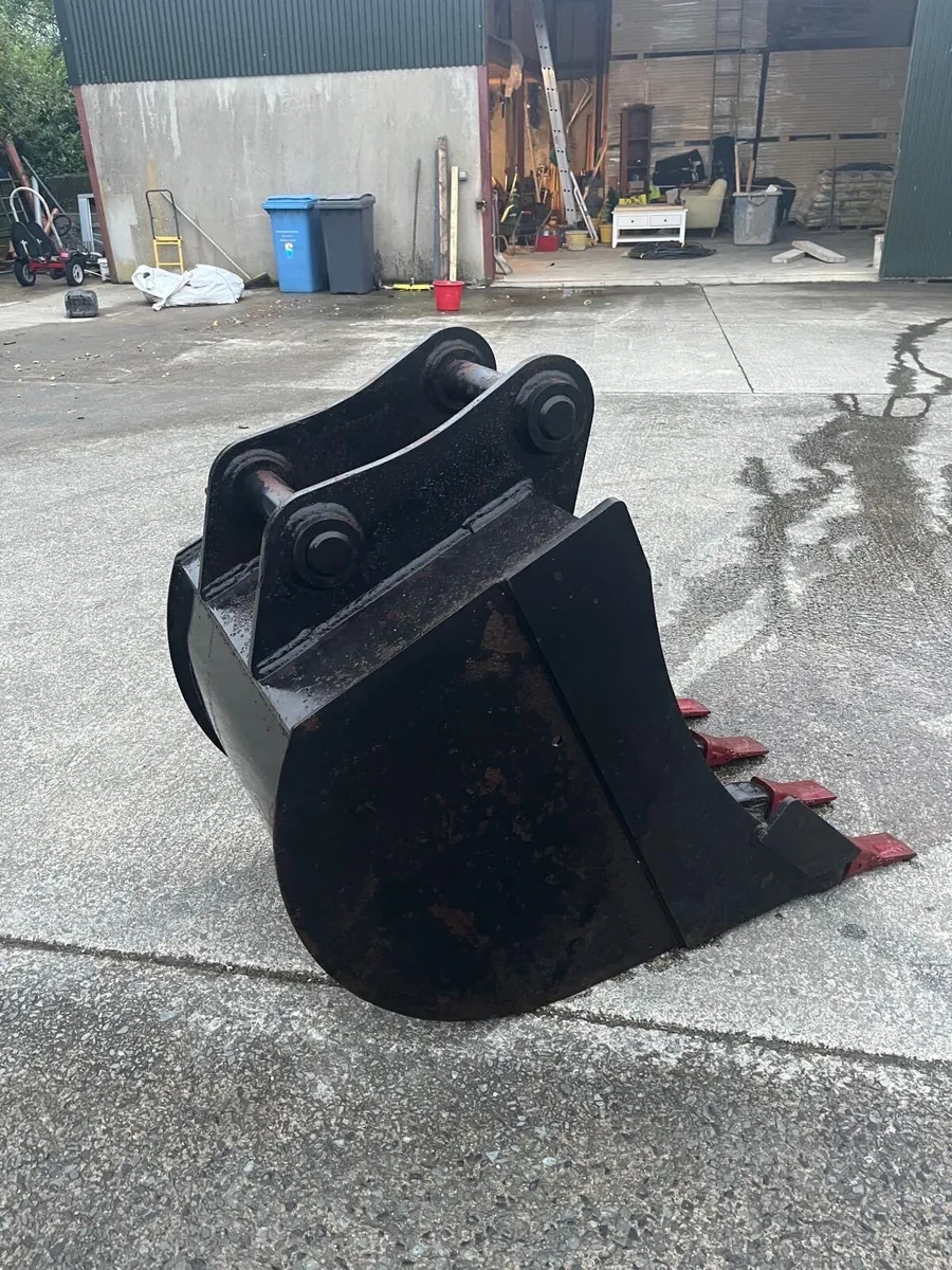 Digger Bucket - Image 1