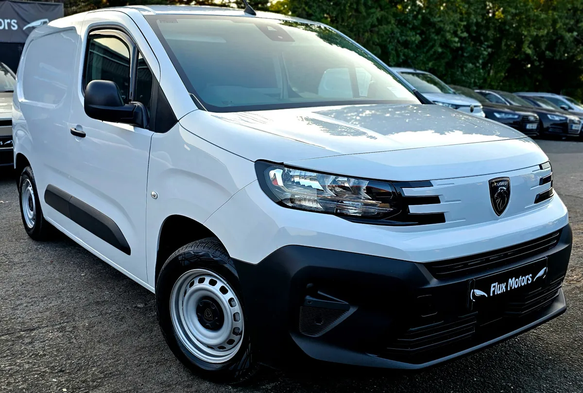 2025 Peugeot Partner NO VAT, only 1k km! - Image 1
