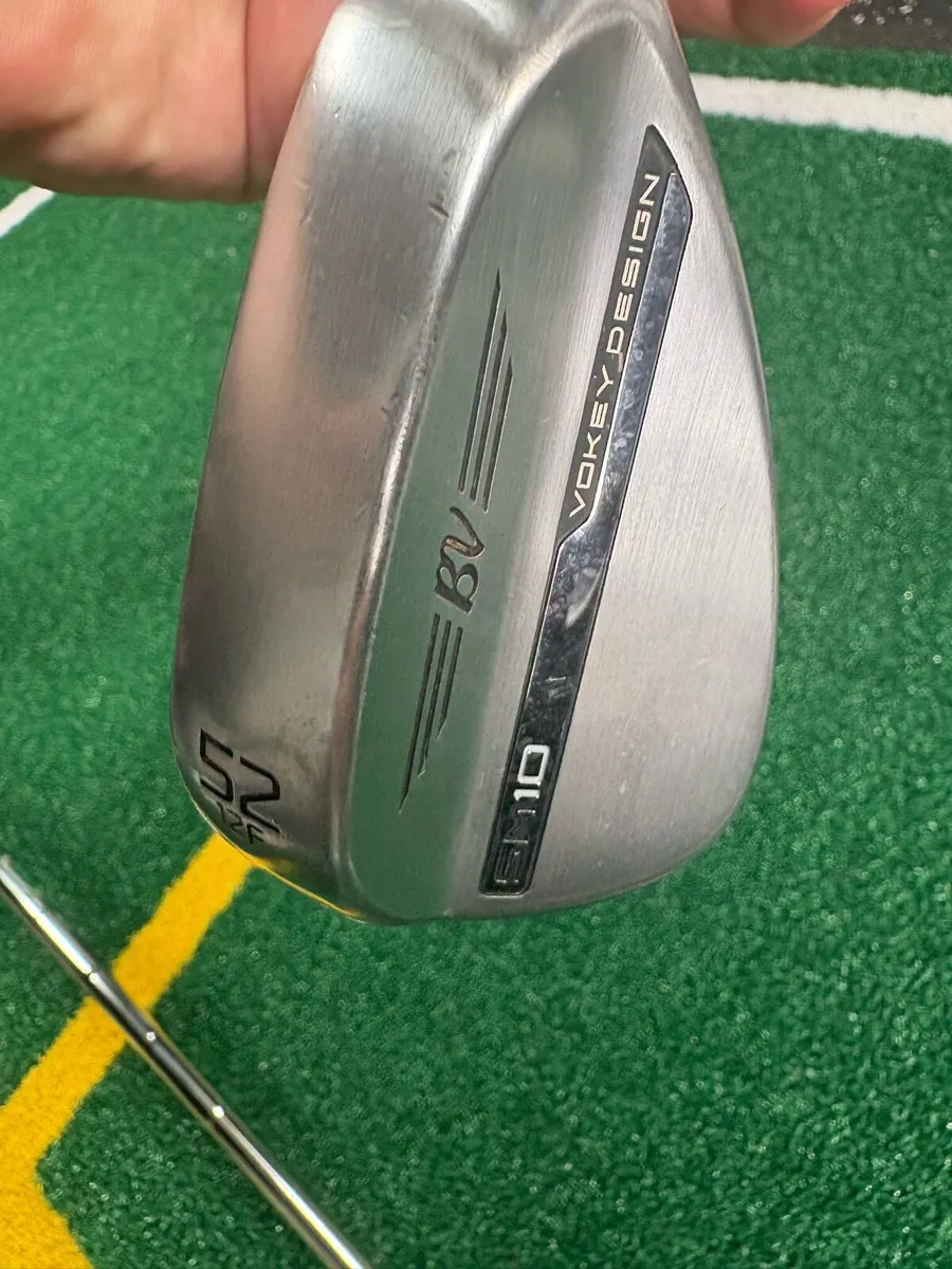 New taylormade-qi35-driver-gents and vokey wedges - Image 4