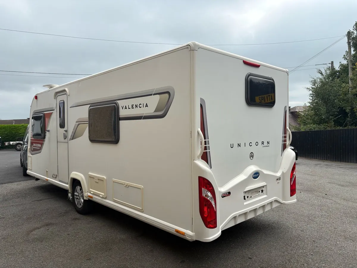 2014 Bailey unicorn velencia - Image 3