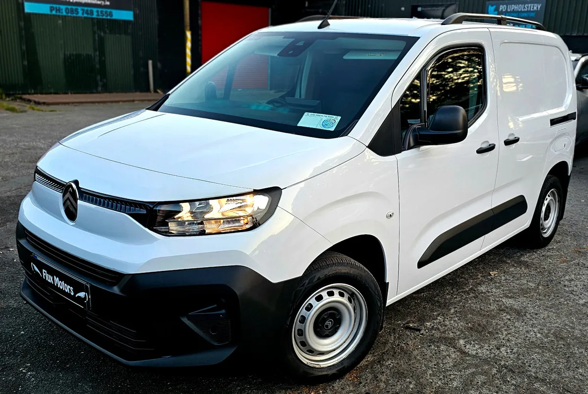 2025 Citroen Berlingo NO VAT, only 10k km! - Image 4