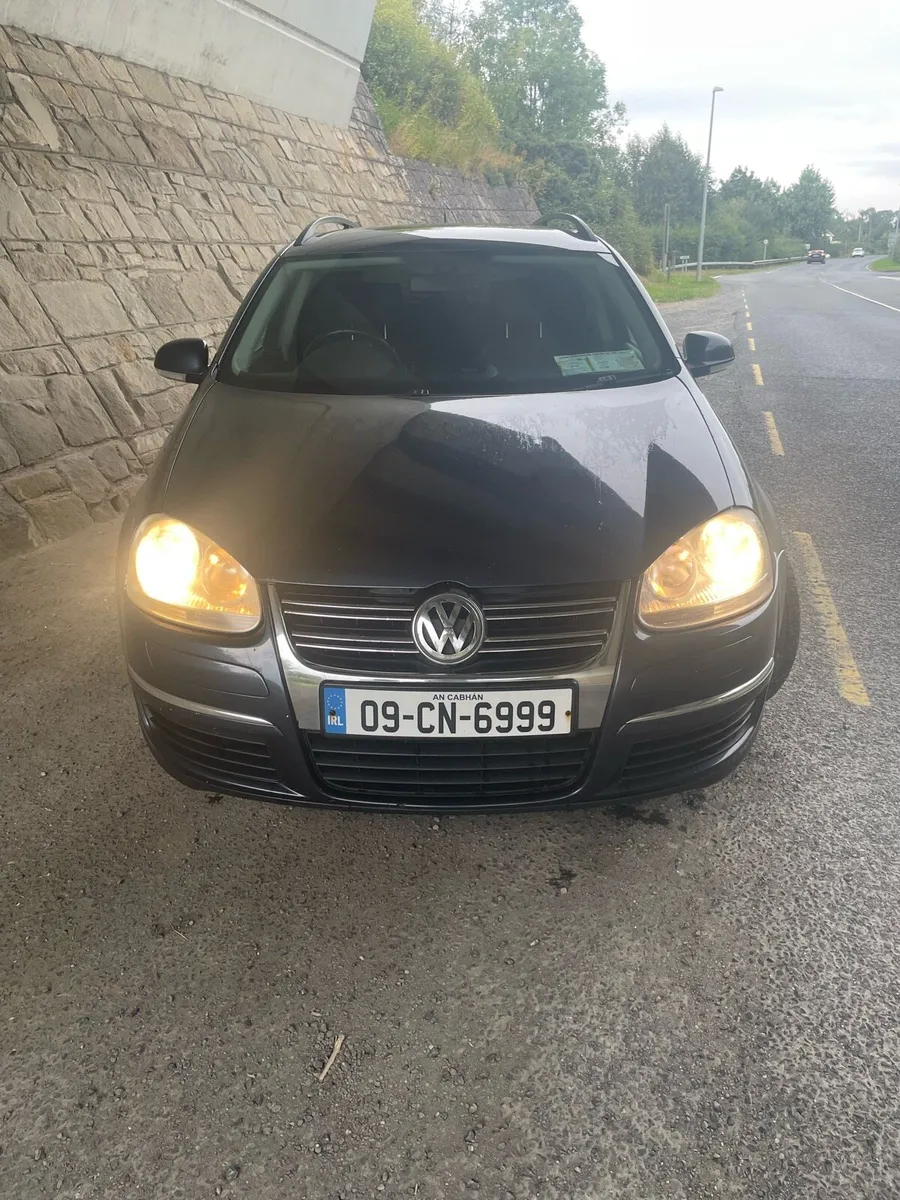 VW Golf V Estate - Image 2