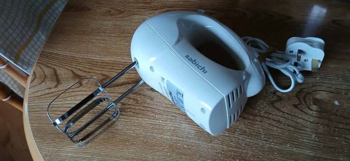Electric mixer - Image 1