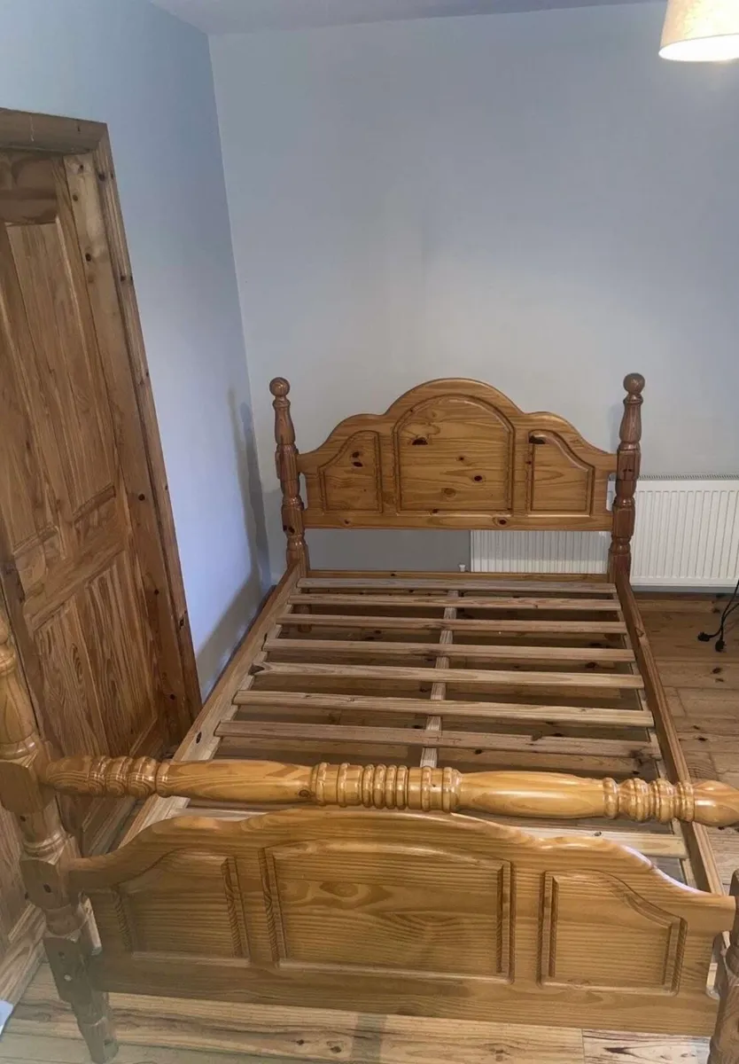 Double bed frame - Image 1