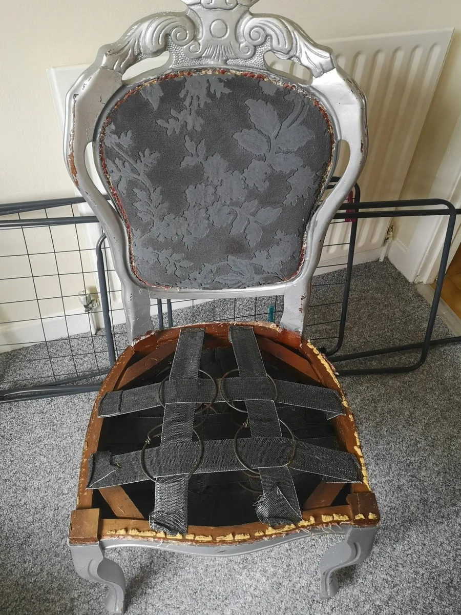 Rare Antique Vintage Louis XV Carver For Sale - Image 4