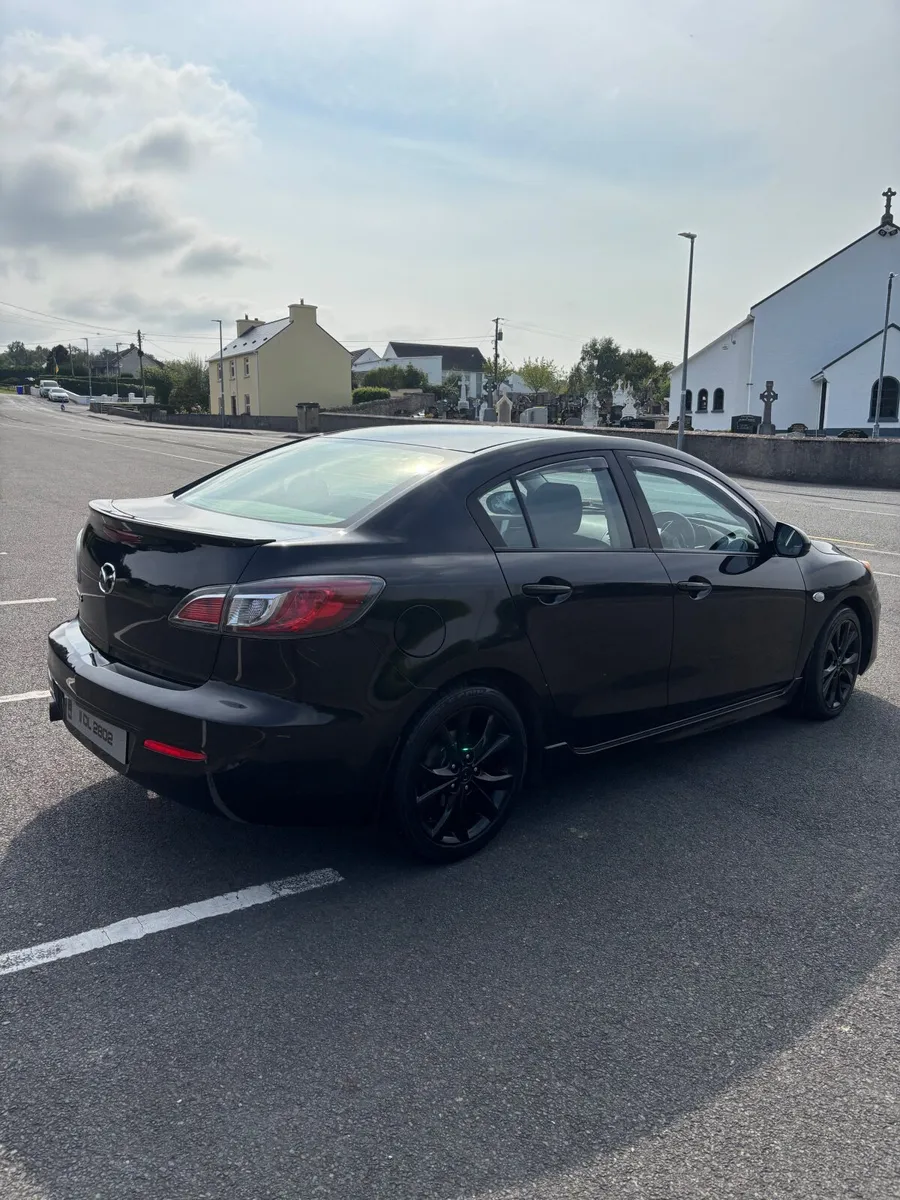 Mazda Mazda3 2011 - Image 2