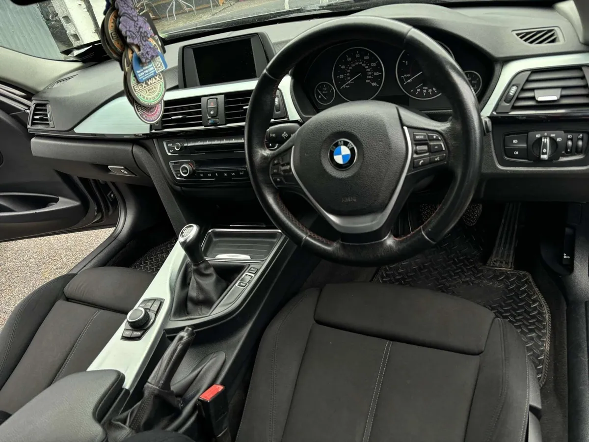 318d bmw f30 - Image 4