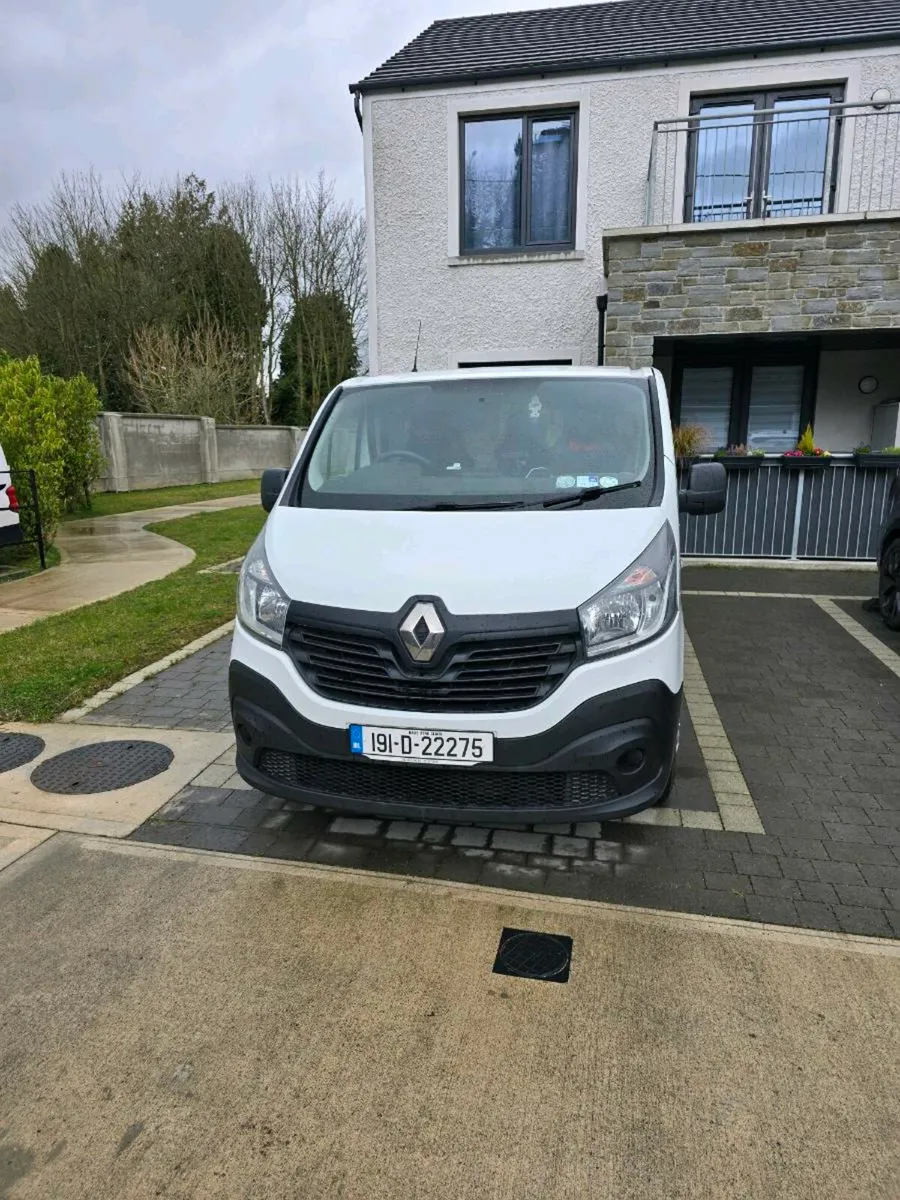 Renault traffic - Image 1