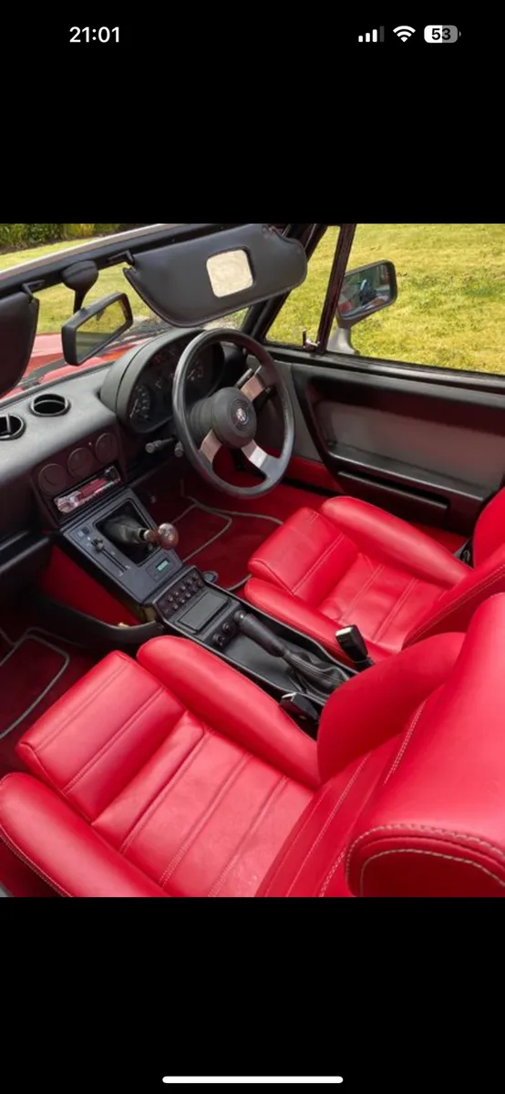 Alfa Romeo Spider 2.0 Beautiful Car - Image 3