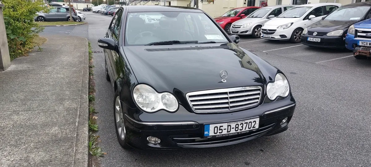 Mercedes-Benz C-Class 2005- Automatic - Image 2