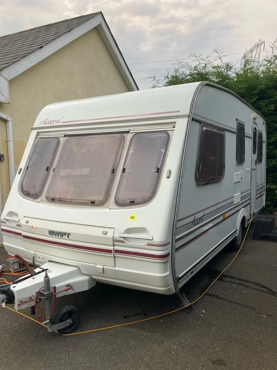 Caravan - Image 1