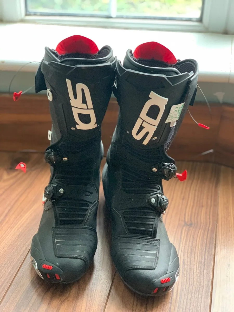 SIDI  Mag - 1 Motorcycle/Motorcross Boots - Image 1