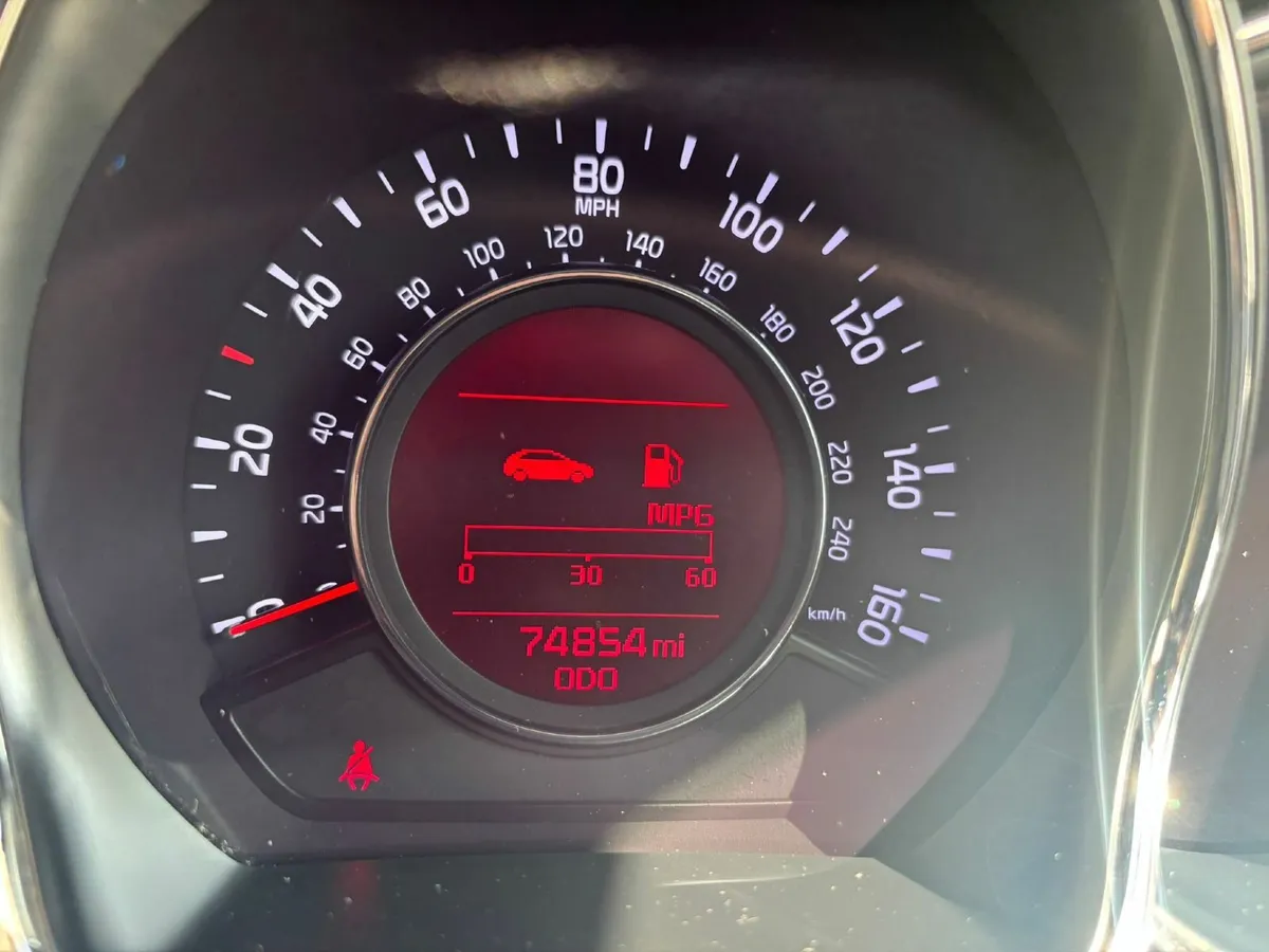 Kia Ceed 2016 - Image 2