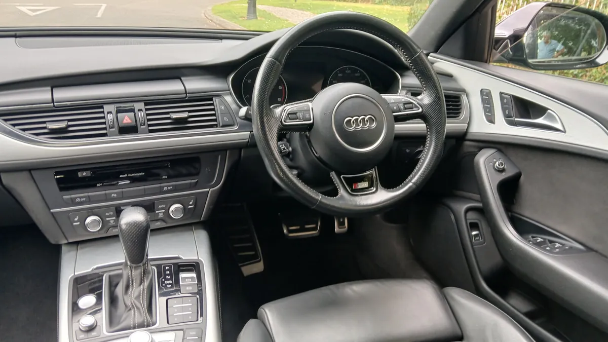 Audi A6 2018 *SLINE ULTRA AVANT* 2.0 TDi AUTO - Image 4